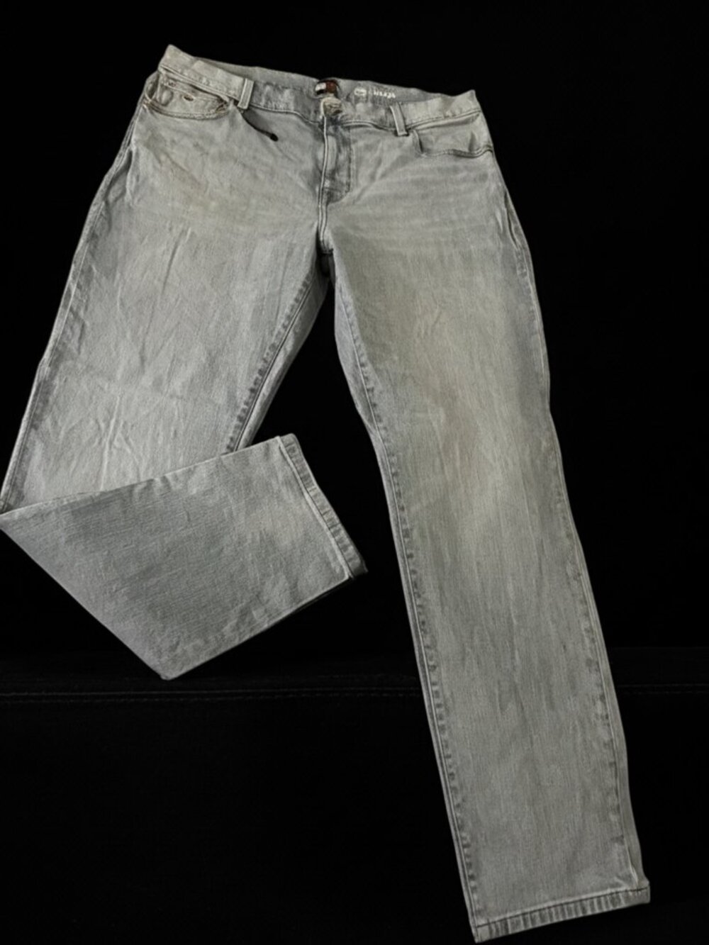 Tommy Jeans Men’s Slim Fit Light Gray Wash Jeans